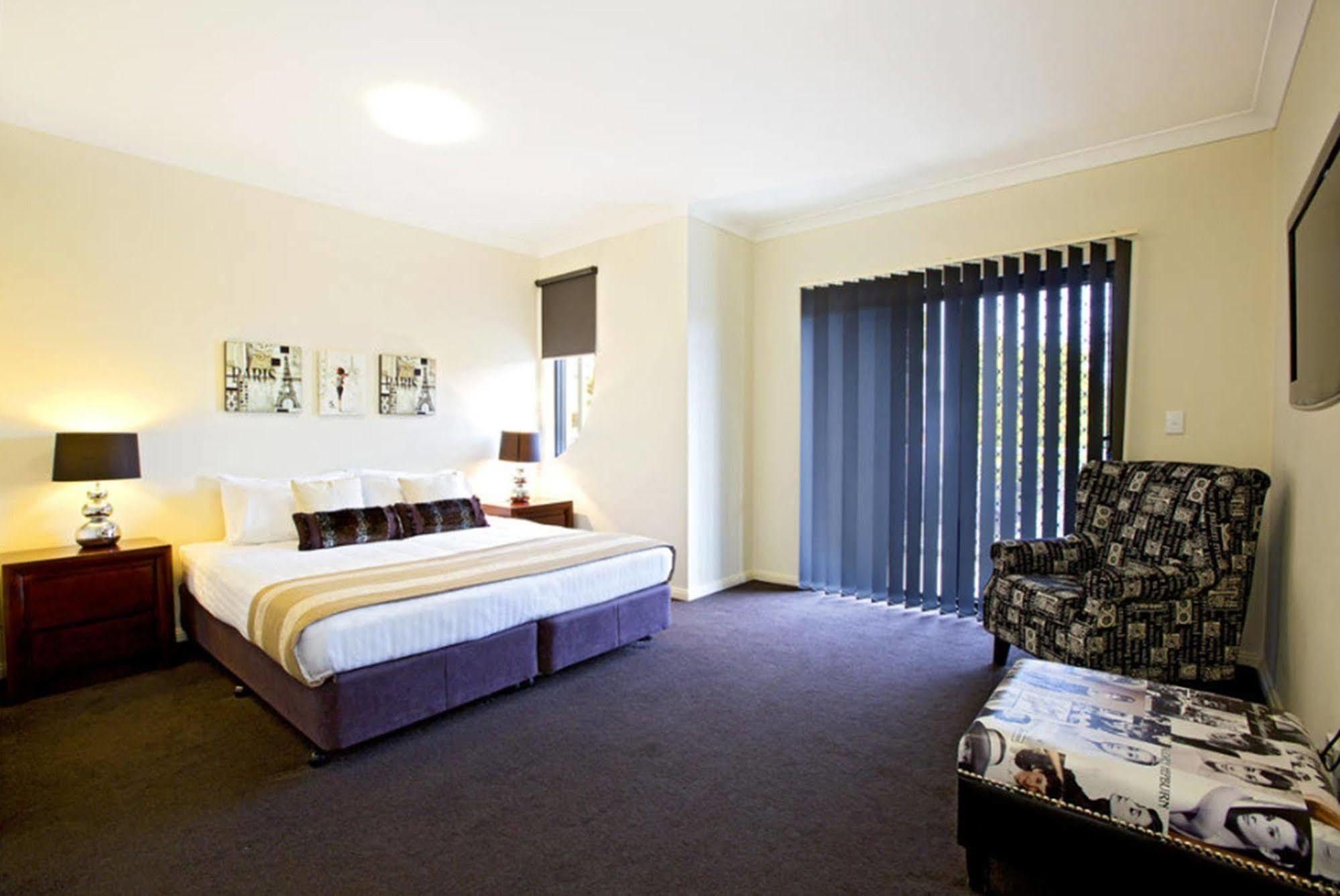 Astina Serviced Apartments - Central Penrith Ngoại thất bức ảnh