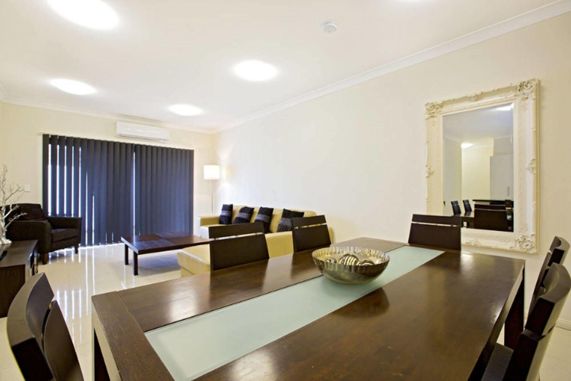 Astina Serviced Apartments - Central Penrith Ngoại thất bức ảnh
